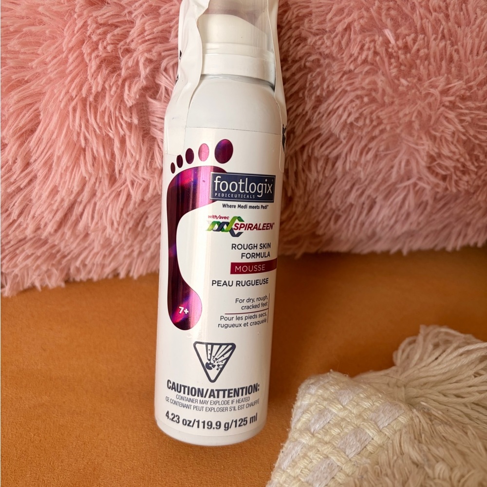 Spiraleen Rough Skin Formula Mousse - White